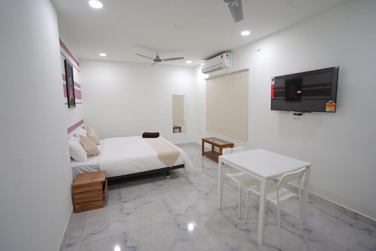 טירופאטי Mahasri Studio Apartments- Brand New Fully Furnished Air Conditioned Studio Apartments מראה חיצוני תמונה