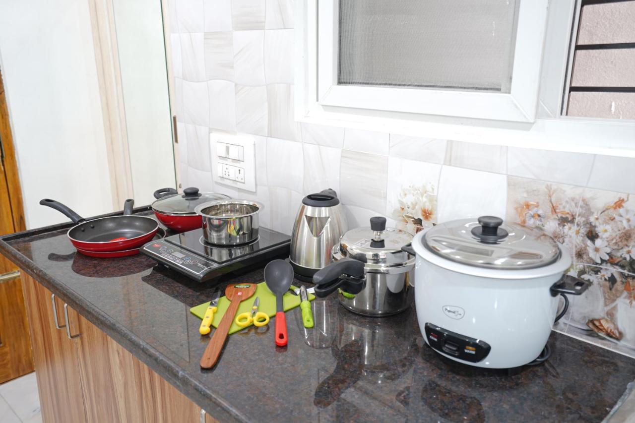 טירופאטי Mahasri Studio Apartments- Brand New Fully Furnished Air Conditioned Studio Apartments מראה חיצוני תמונה